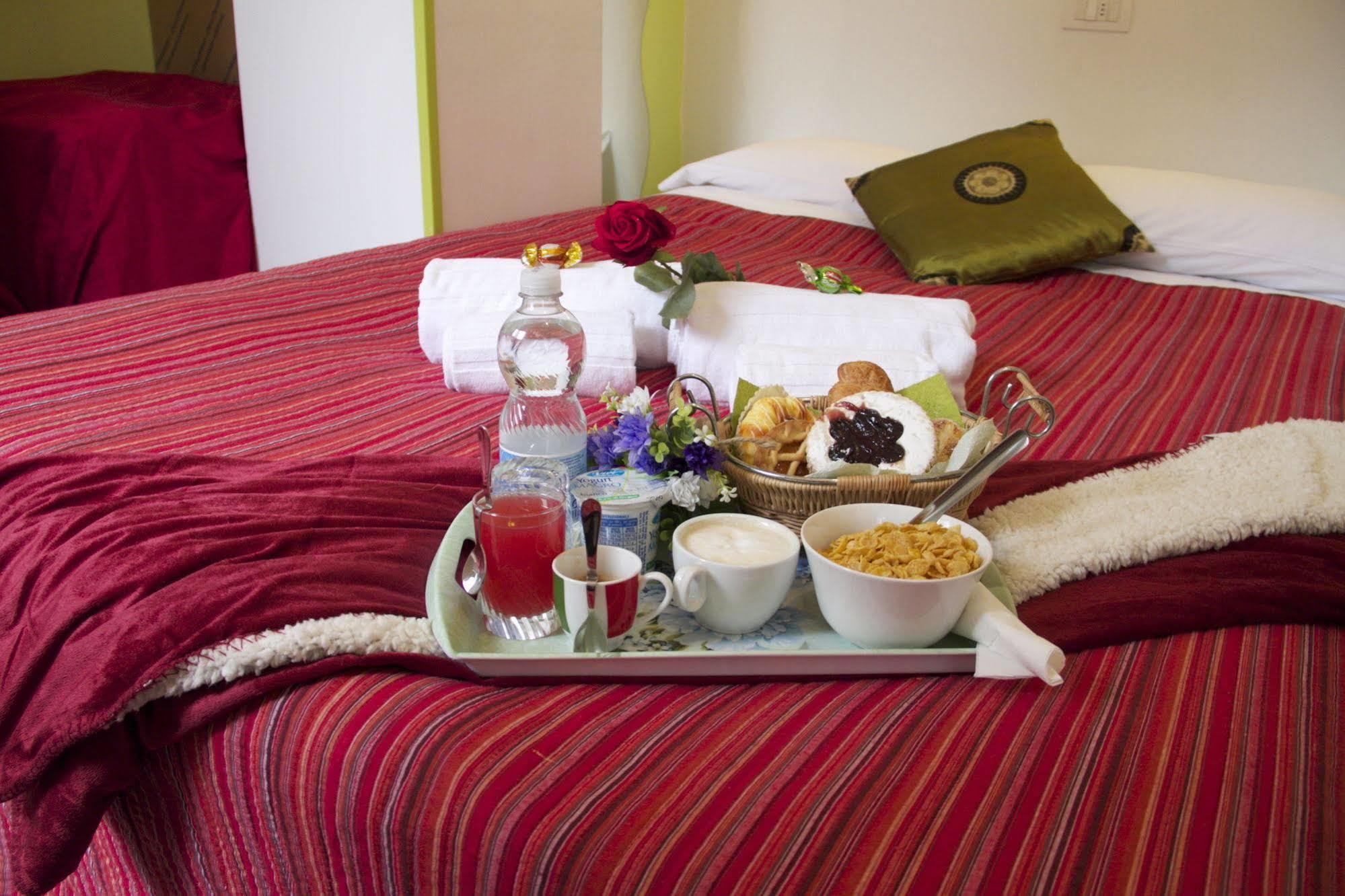 Gentes B&B Roma Ngoại thất bức ảnh